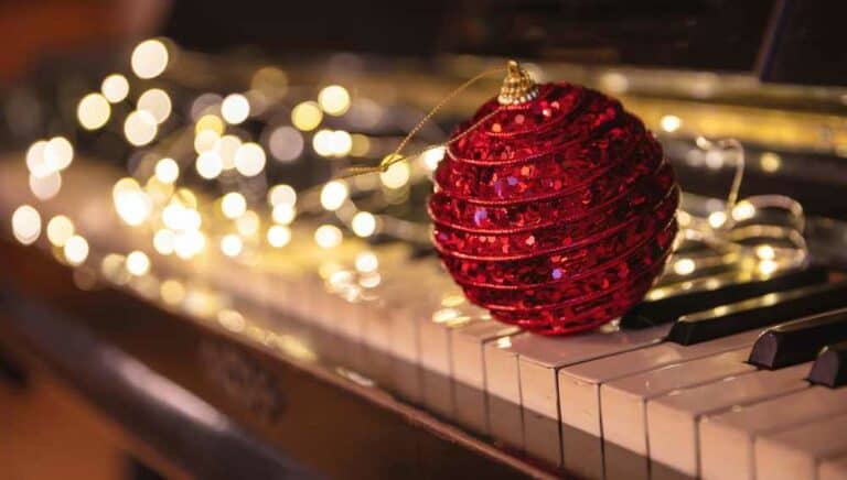 Weihnachtliches Klavierkonzert (de.depositphotos.com)
