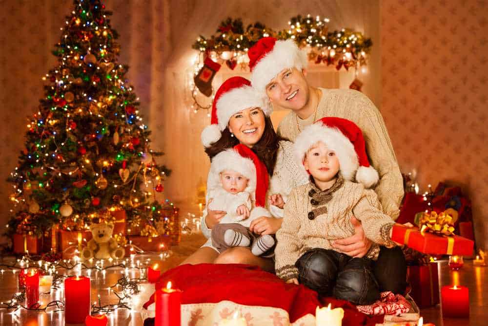 Weihnachten in der Familie (de.depositphotos.com)