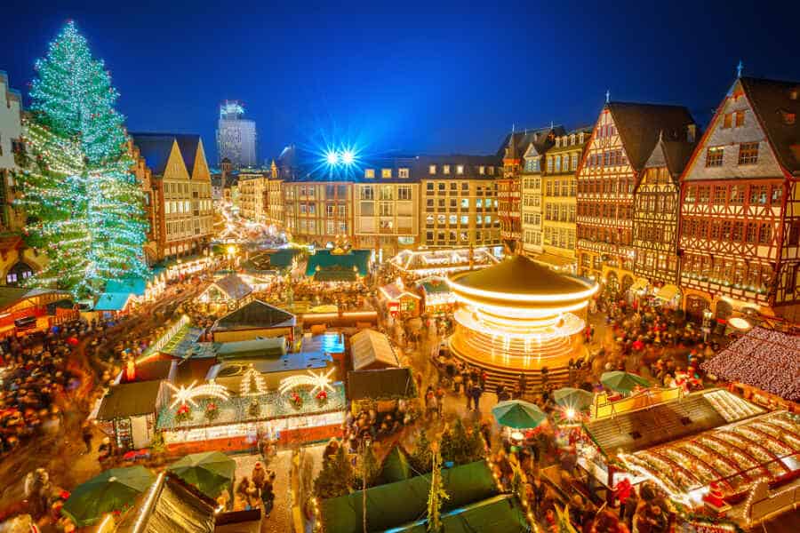 Weihnachtsmarkt in deutschen Städten, hier in Frankfurt (de.depositphotos.com)