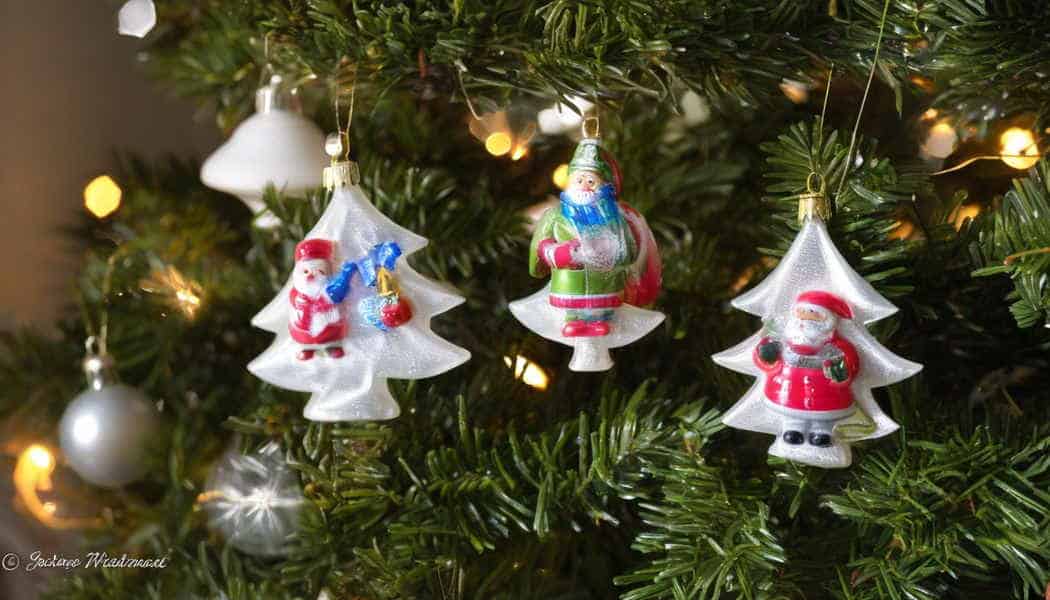 Christbaumkugeln aus Plastik (NF)